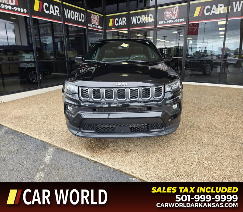 Jeep Compass Vehicle Full-screen Gallery Image 2