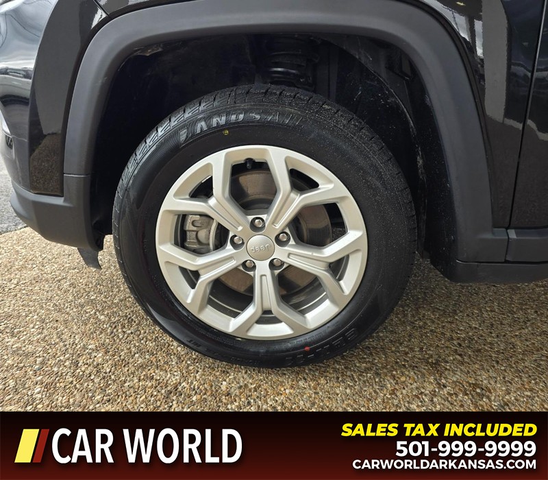 Jeep Compass Vehicle Full-screen Gallery Image 6