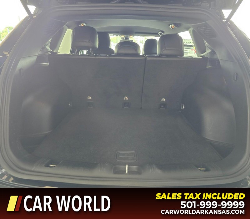Jeep Compass Vehicle Full-screen Gallery Image 13