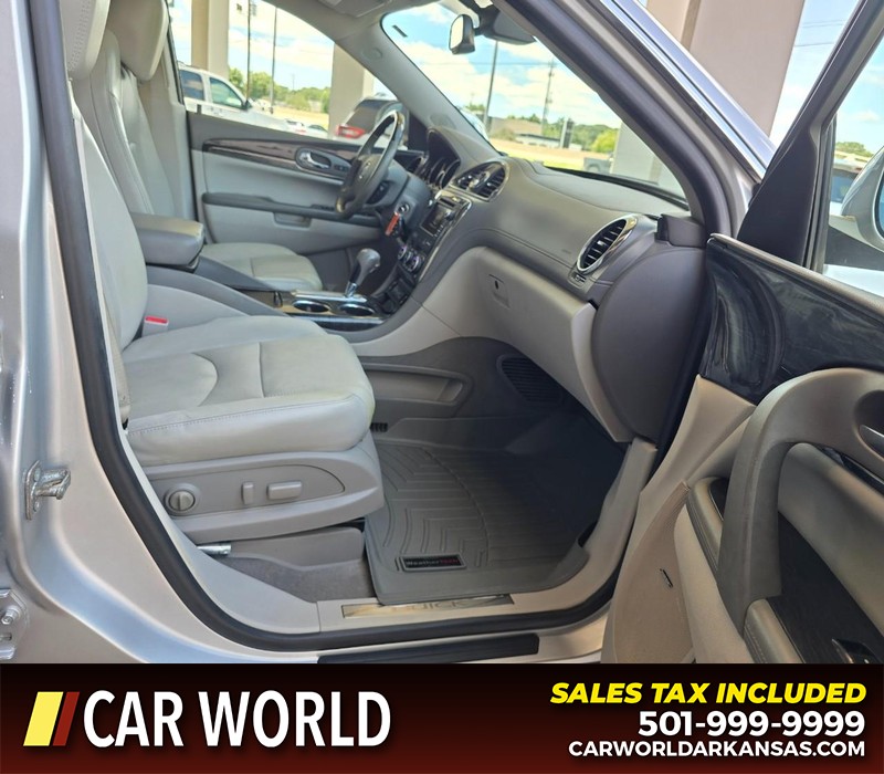 Buick Enclave Vehicle Full-screen Gallery Image 12