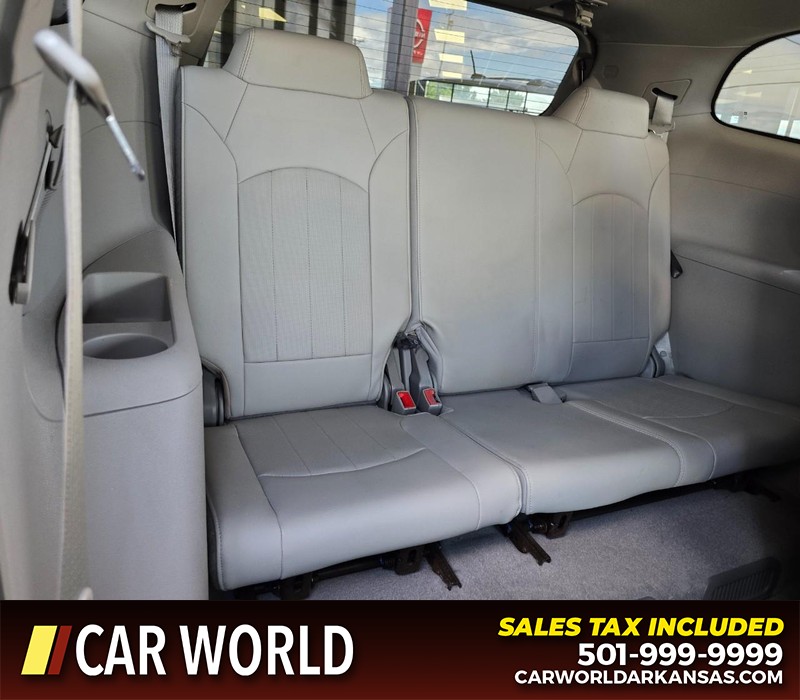 Buick Enclave Vehicle Full-screen Gallery Image 14