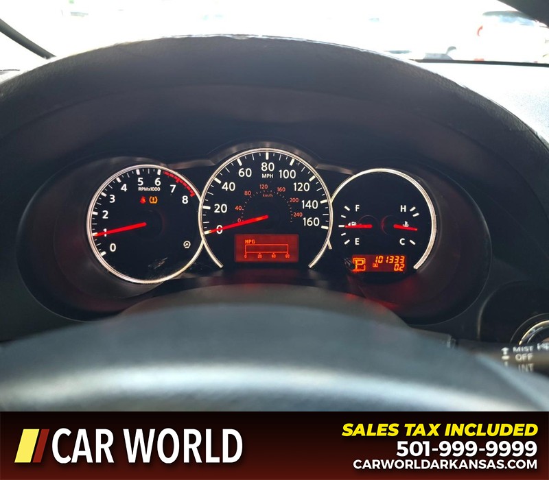 Nissan Altima Vehicle Full-screen Gallery Image 17