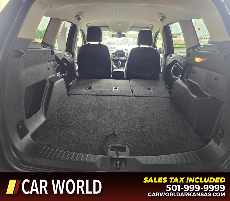Ford Escape Vehicle Full-screen Gallery Image 14
