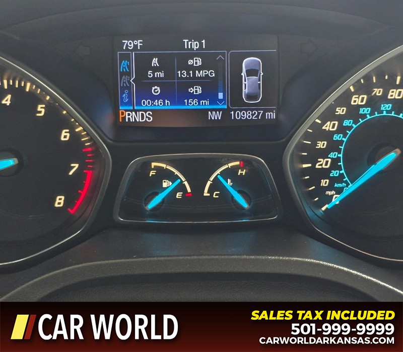 Ford Escape Vehicle Full-screen Gallery Image 16