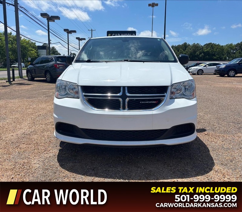 Dodge Grand Caravan Vehicle Full-screen Gallery Image 10