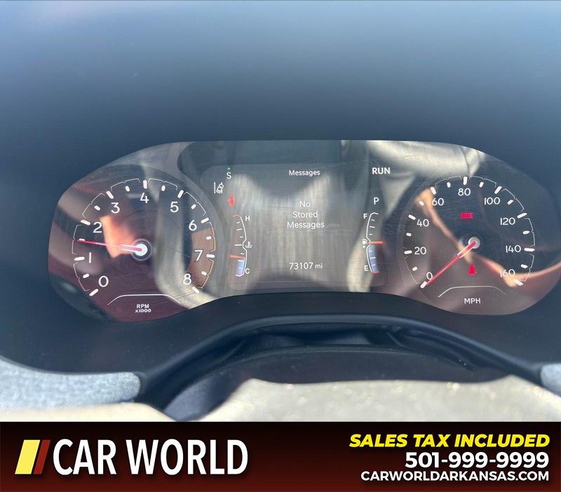 Jeep Compass Vehicle Full-screen Gallery Image 20