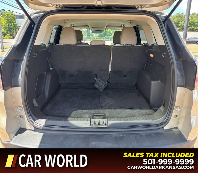 Ford Escape Vehicle Full-screen Gallery Image 6