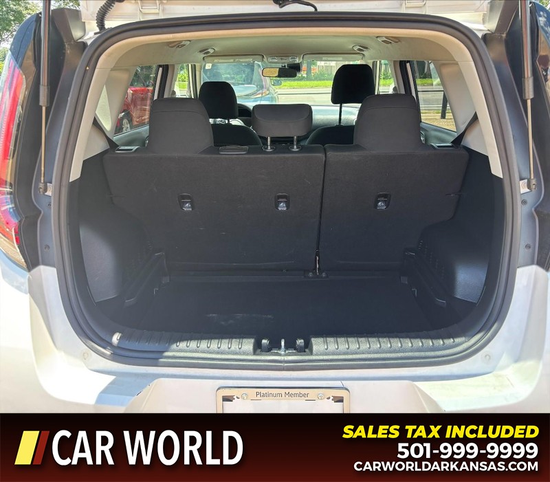 Kia Soul Vehicle Full-screen Gallery Image 6