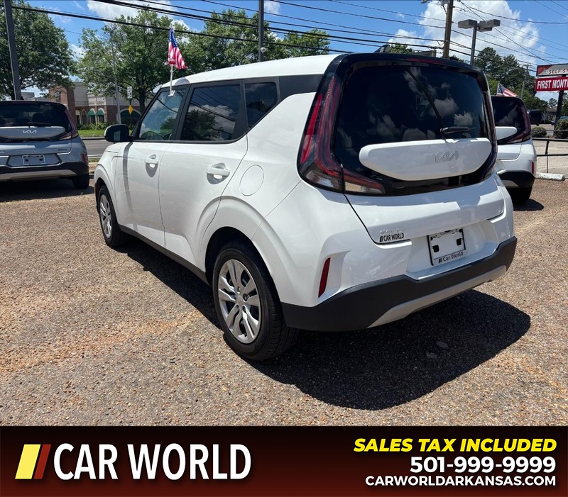 Kia Soul Vehicle Full-screen Gallery Image 7