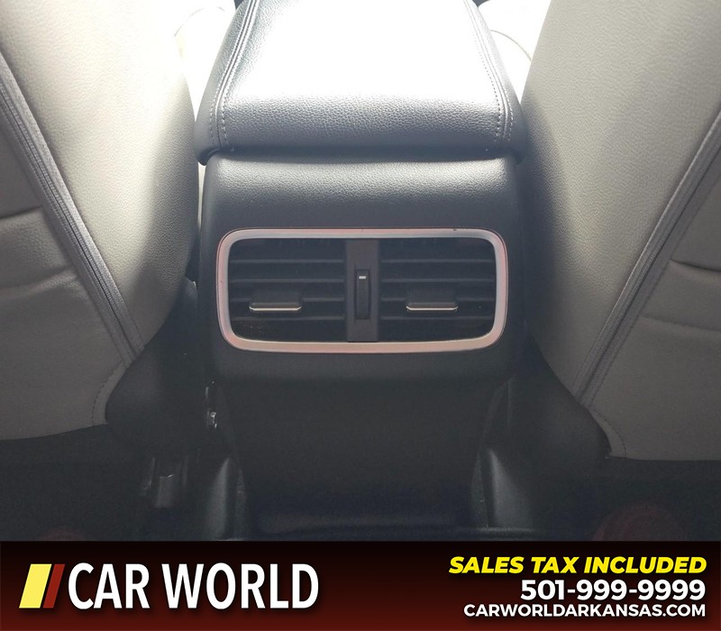 Honda CR-V Vehicle Full-screen Gallery Image 21