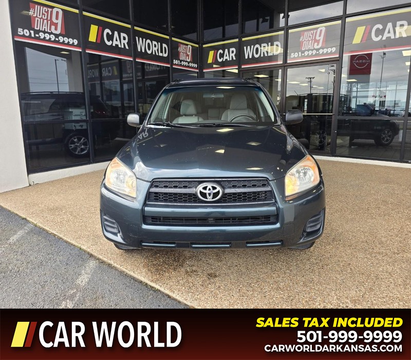 Toyota RAV4 Vehicle Full-screen Gallery Image 2