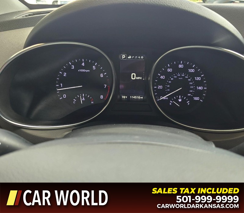 Hyundai Santa Fe Vehicle Full-screen Gallery Image 20