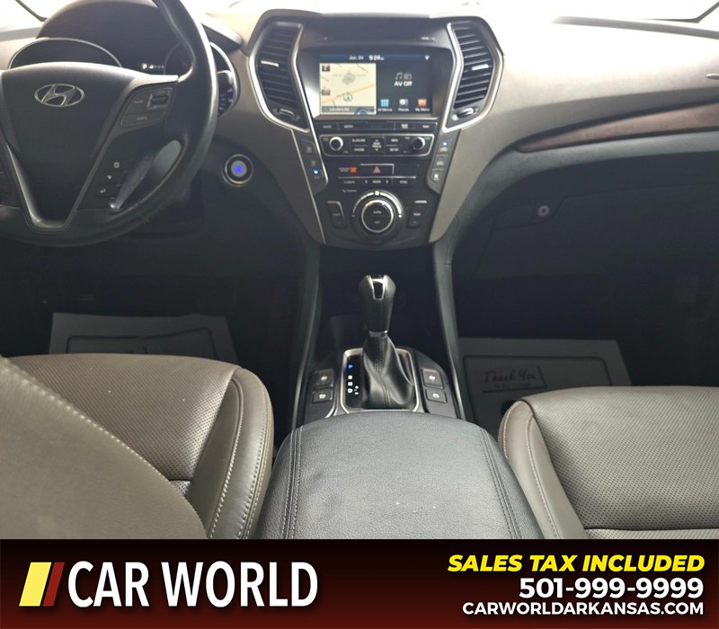 Hyundai Santa Fe Vehicle Full-screen Gallery Image 21