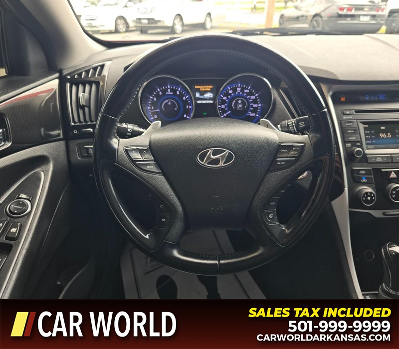 Hyundai Sonata Vehicle Full-screen Gallery Image 15