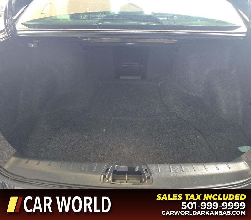 Honda Accord Sedan Vehicle Full-screen Gallery Image 13