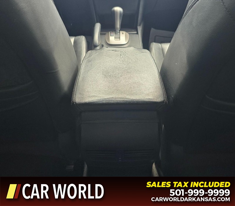 Honda Accord Sedan Vehicle Full-screen Gallery Image 20