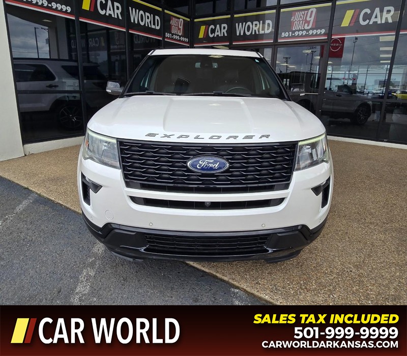 Ford Explorer Vehicle Full-screen Gallery Image 2