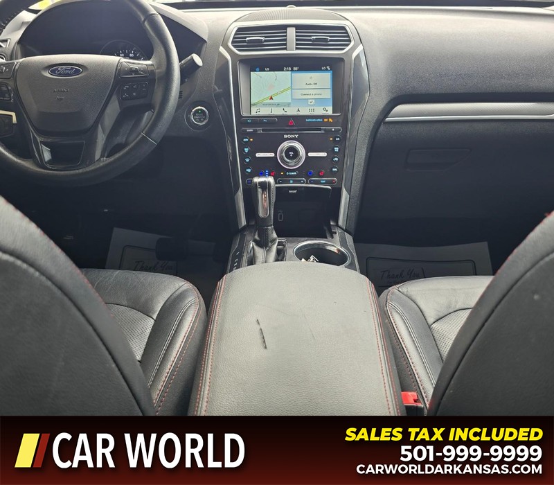 Ford Explorer Vehicle Full-screen Gallery Image 23