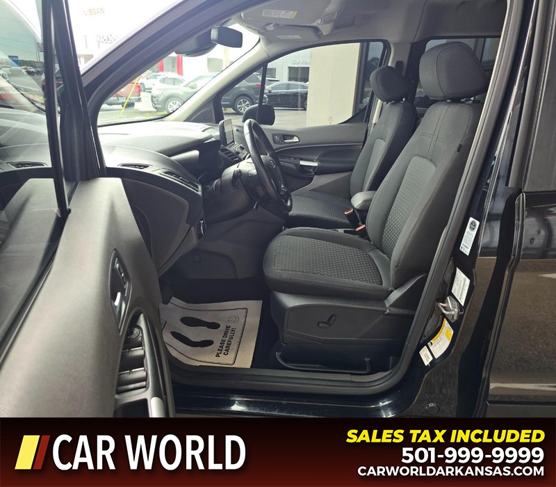 Ford Transit Connect Wagon Vehicle Full-screen Gallery Image 8