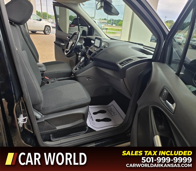 Ford Transit Connect Wagon Vehicle Full-screen Gallery Image 12