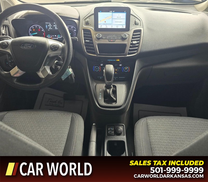 Ford Transit Connect Wagon Vehicle Full-screen Gallery Image 23
