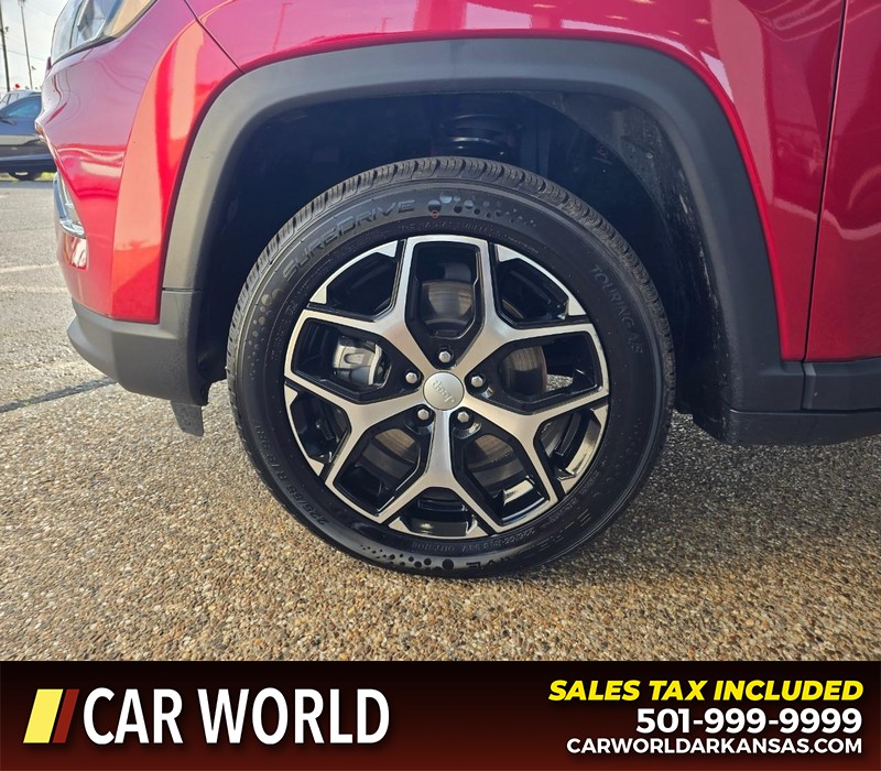 Jeep Compass Vehicle Full-screen Gallery Image 6