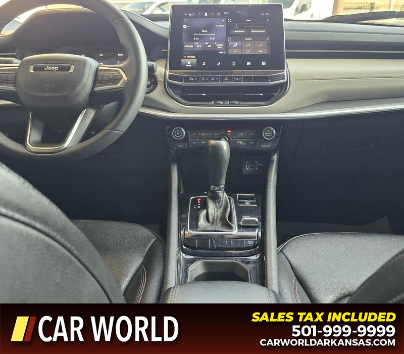 Jeep Compass Vehicle Full-screen Gallery Image 18