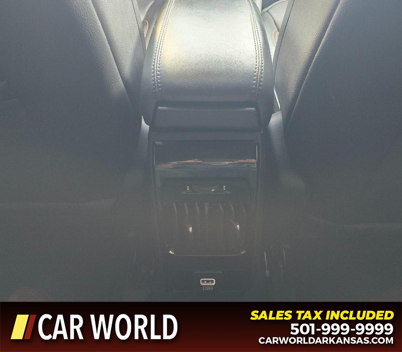 Jeep Compass Vehicle Full-screen Gallery Image 19