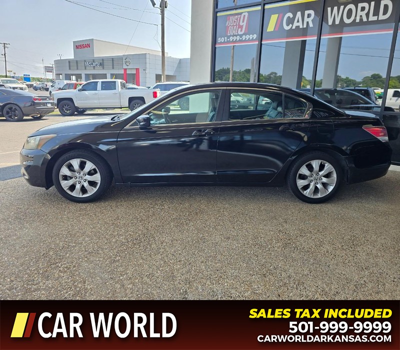 Honda Accord Sedan Vehicle Full-screen Gallery Image 4