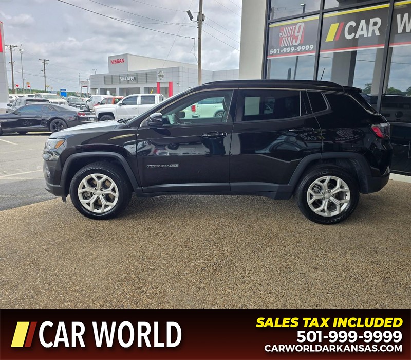 Jeep Compass Vehicle Full-screen Gallery Image 4