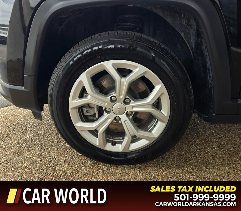 Jeep Compass Vehicle Full-screen Gallery Image 6