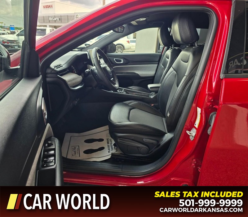 Jeep Compass Vehicle Full-screen Gallery Image 8