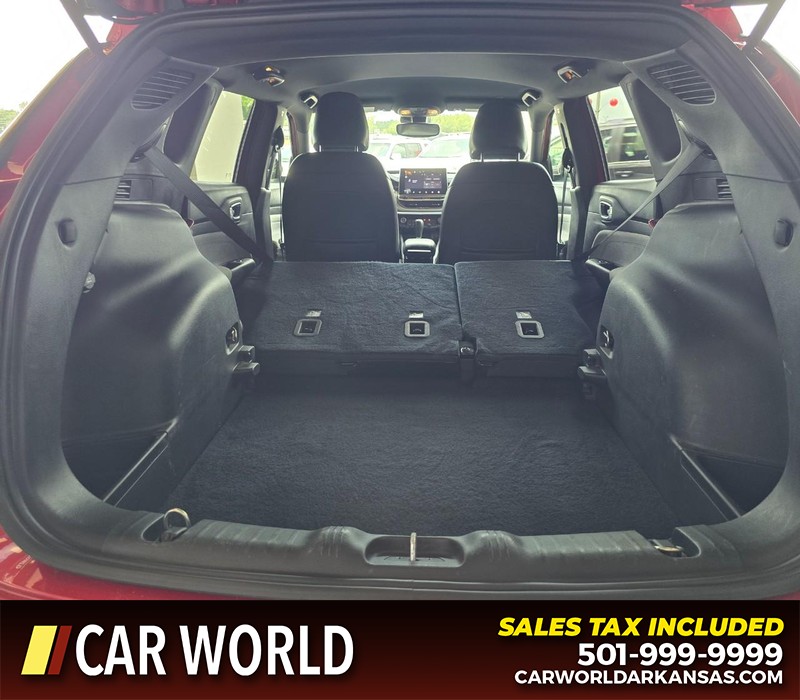 Jeep Compass Vehicle Full-screen Gallery Image 14