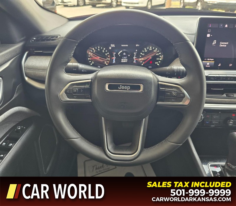 Jeep Compass Vehicle Full-screen Gallery Image 15