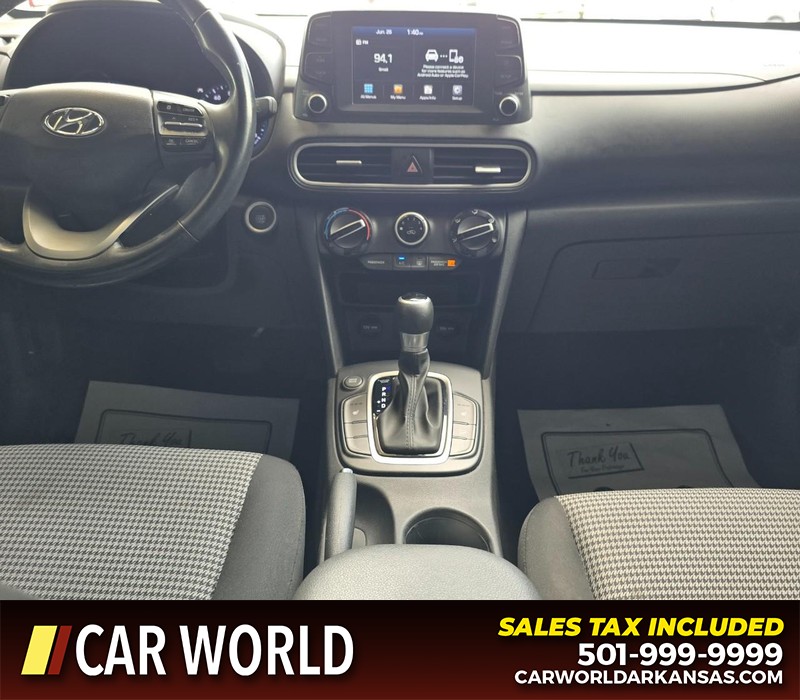 Hyundai Kona Vehicle Full-screen Gallery Image 18