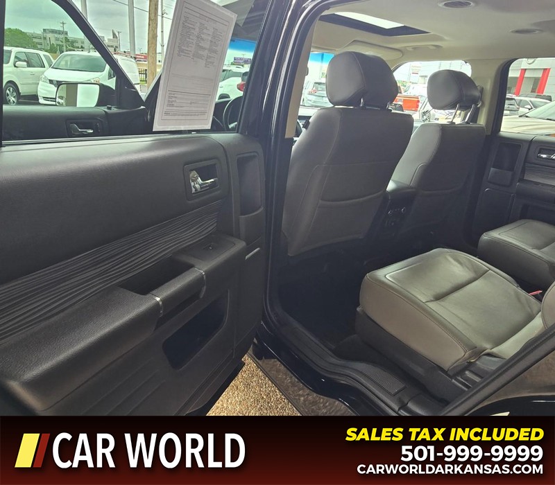 Ford Flex Vehicle Full-screen Gallery Image 9