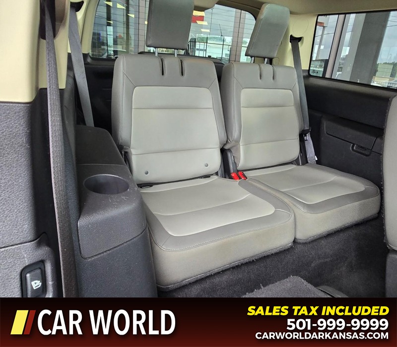 Ford Flex Vehicle Full-screen Gallery Image 14