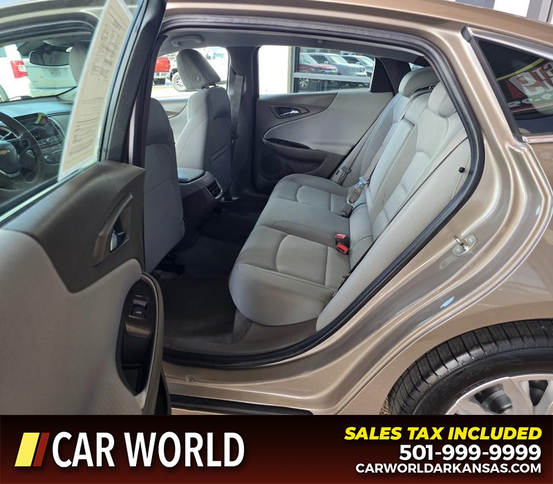 Chevrolet Malibu Vehicle Full-screen Gallery Image 10
