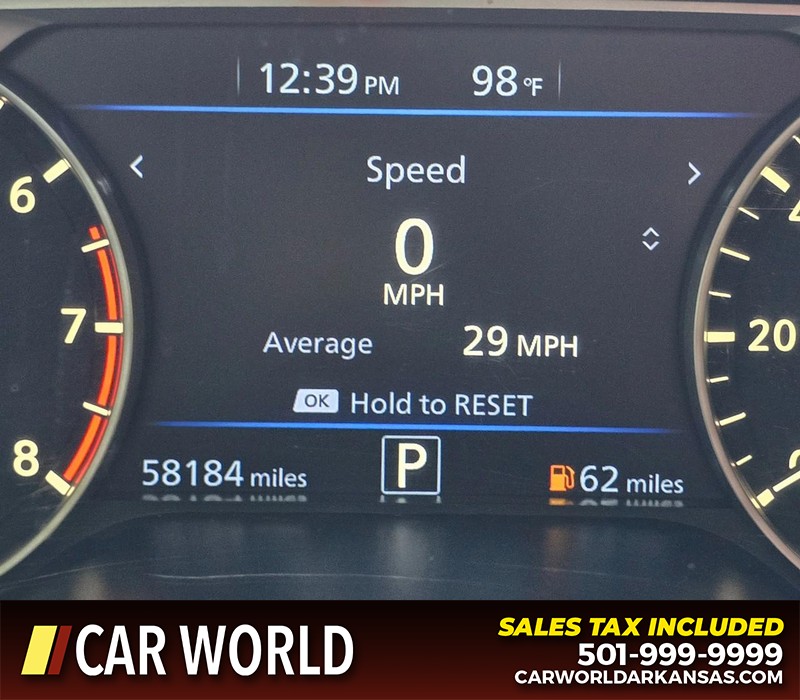 Nissan Altima Vehicle Full-screen Gallery Image 16