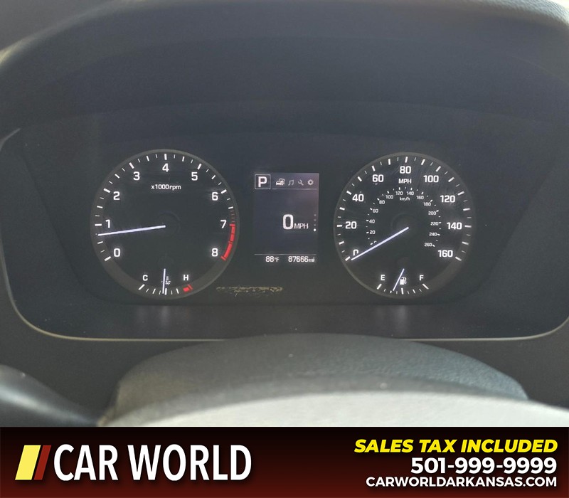 Hyundai Sonata Vehicle Full-screen Gallery Image 17