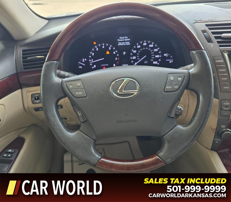 Lexus LS 460 Vehicle Full-screen Gallery Image 14