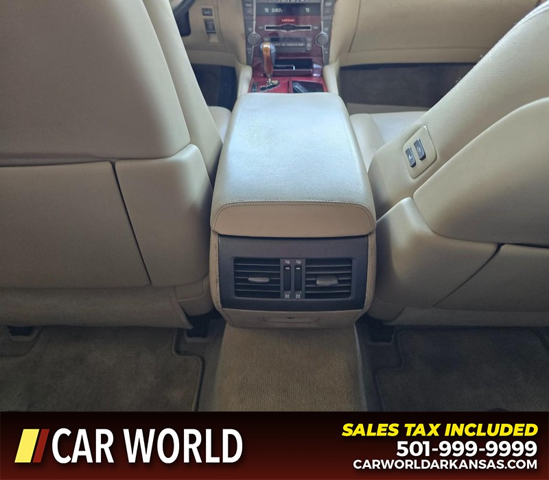 Lexus LS 460 Vehicle Full-screen Gallery Image 19