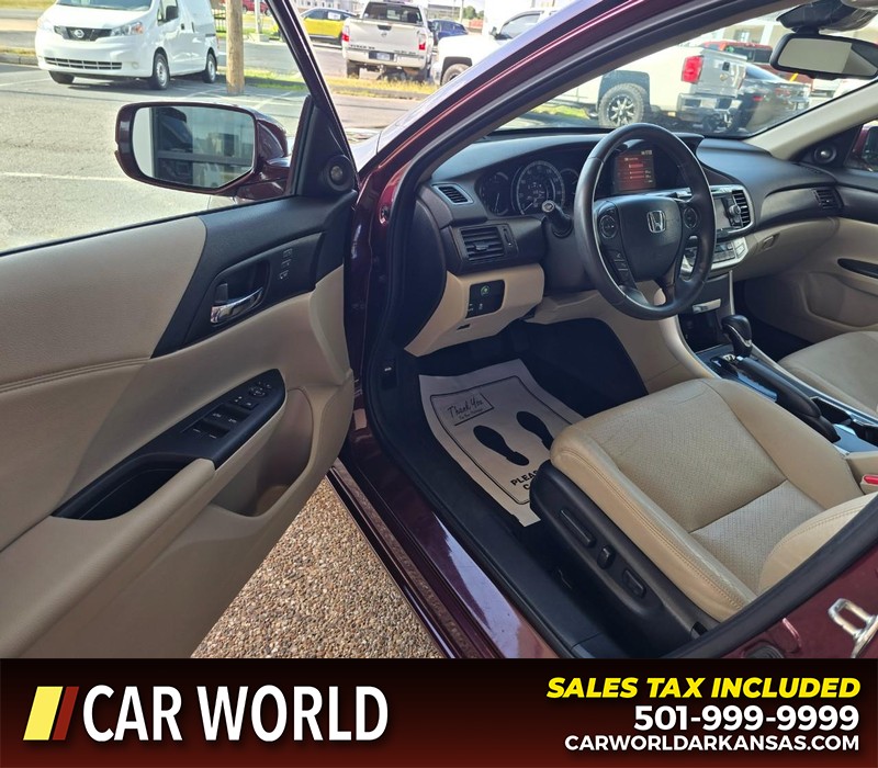 Honda Accord Sedan Vehicle Full-screen Gallery Image 7