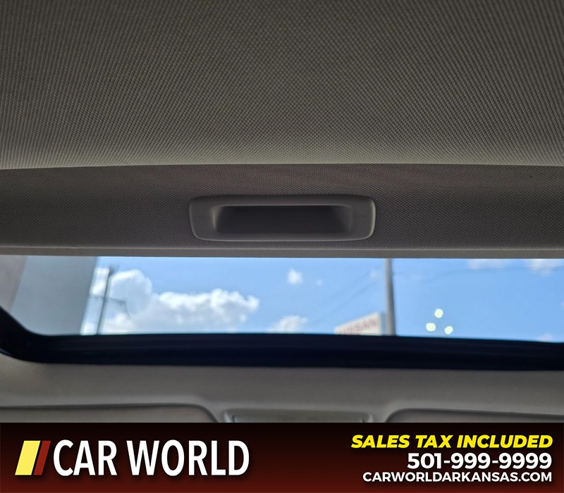 Honda Accord Sedan Vehicle Full-screen Gallery Image 20
