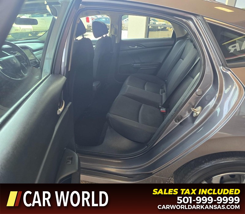 Honda Civic Sedan Vehicle Full-screen Gallery Image 10