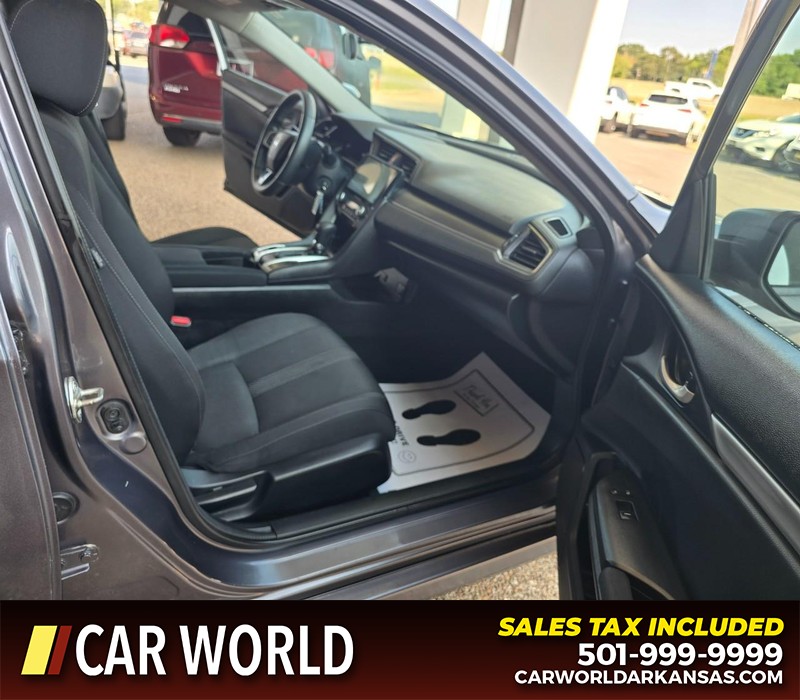 Honda Civic Sedan Vehicle Full-screen Gallery Image 11