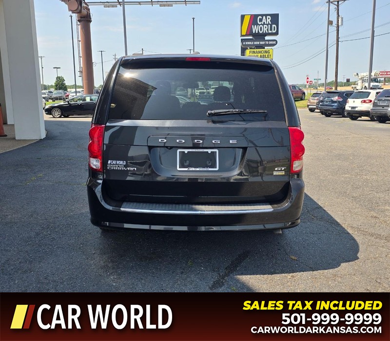 Dodge Grand Caravan Vehicle Full-screen Gallery Image 5