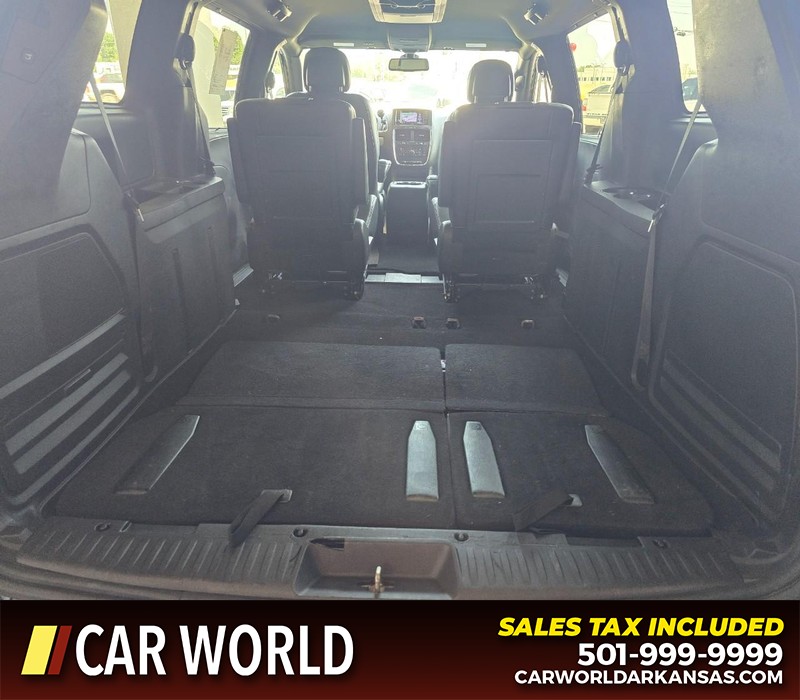 Dodge Grand Caravan Vehicle Full-screen Gallery Image 18