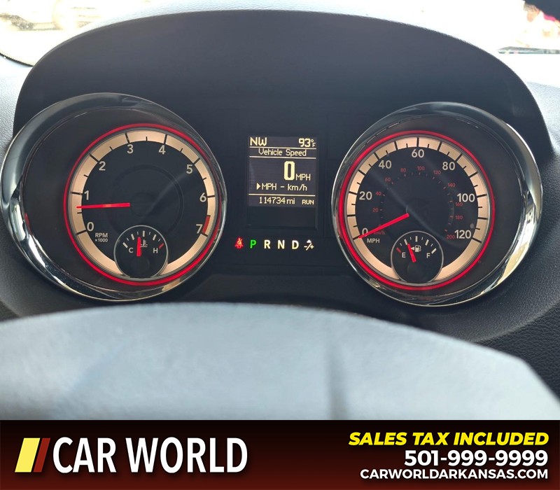 Dodge Grand Caravan Vehicle Full-screen Gallery Image 22