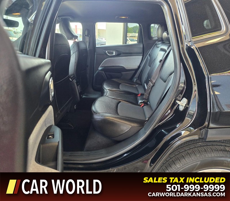Jeep Compass Vehicle Full-screen Gallery Image 10